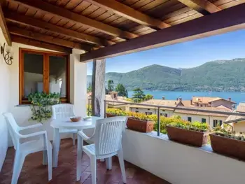 Location Maison à Porto Valtravaglia 4 personnes, Verbania