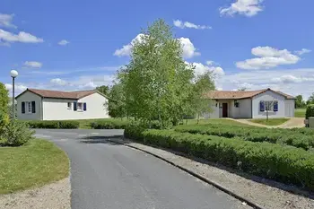 Location Villa à Vasles 4 personnes, Poitou Charentes