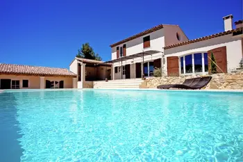 Location Villa à Apt 15 personnes, Roussillon