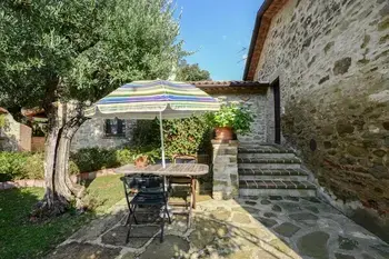 Location Maison à Monte sta Maria Tiberina 4 personnes, Italie