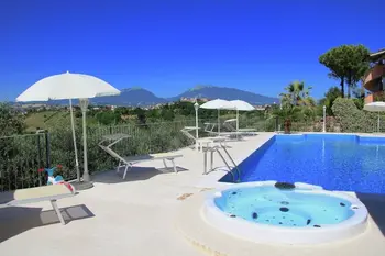 Location Villa à Sant'omero 12 personnes, Teramo