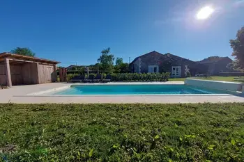 Location Maison à Rouzède 8 personnes, Poitou Charentes