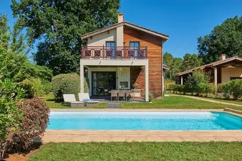 Location Villa à Salles 6 personnes