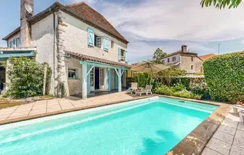 Location Maison à Escos 8 personnes, Aquitaine