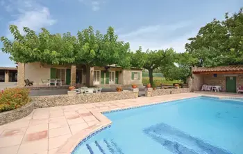 Location Maison à Lagnes 6 personnes, Roussillon