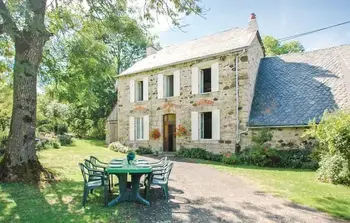 Location Maison à RIOM ÈS MONTAGNES 8 personnes, Auvergne