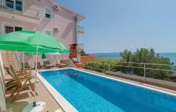 Location Maison à Omis 16 personnes, Povlja