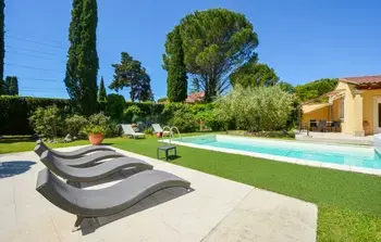 Location Maison à Cabannes 6 personnes, Maillane