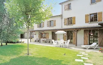 Location Maison à Louzy 10 personnes, Poitou Charentes