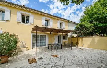 Location Maison à Chateuneuf de Gadagne 6 personnes, Maillane