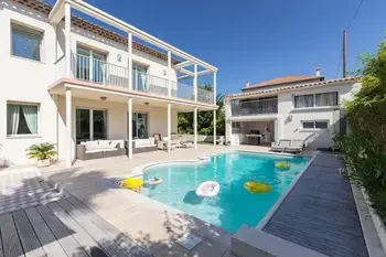 Location Villa à Juan les Pins 14 personnes