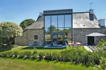 Location Maison à Landéleau 8 personnes, Finistère