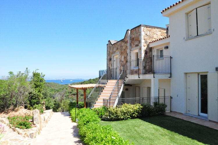 Location Maison à Baja Sardinia Olbia Tempio 6 personnes, Cannigione