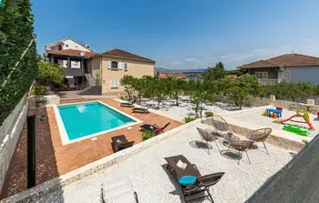 Location Maison à Okrug Gornji 12 personnes, Ile de Šolta