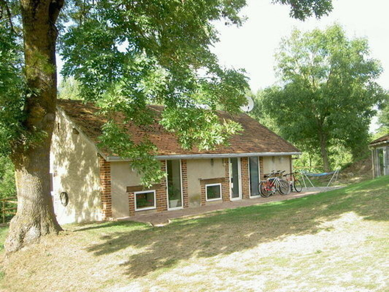 Location Gîte à Châtel de Neuvre 3 personnes, Allier