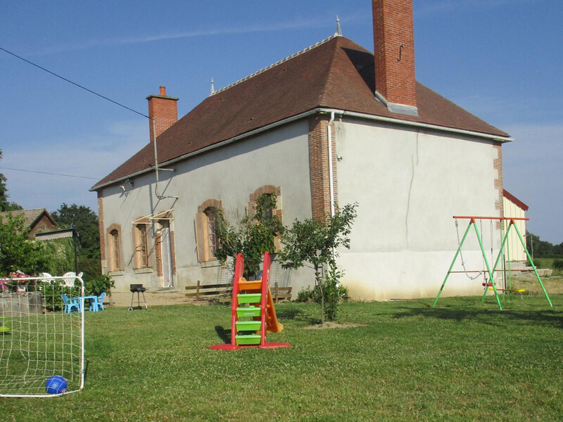 Location Gîte à Cressanges 6 personnes, Allier