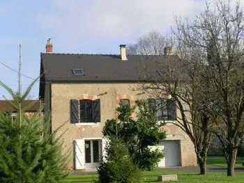 Location Gîte à Urçay 8 personnes, Auvergne