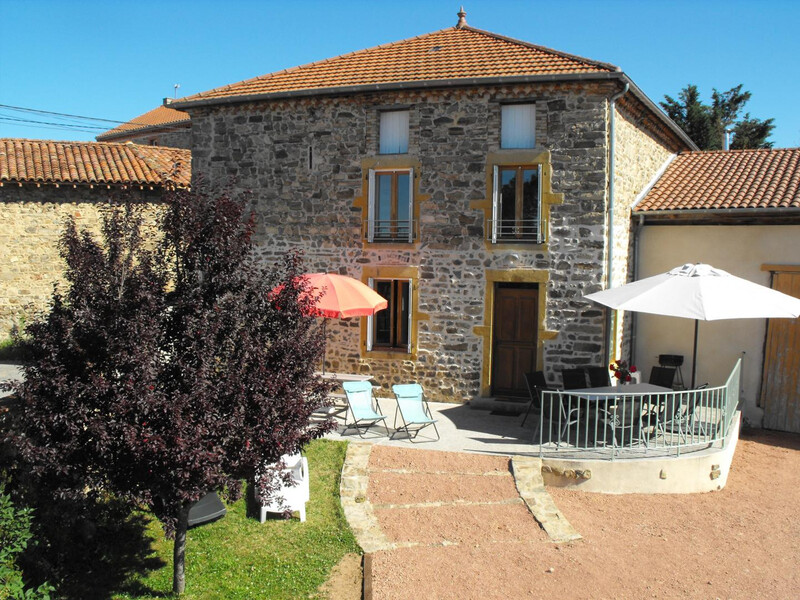 Location Gîte à Saint Paul de Vézelin 8 personnes, Loire