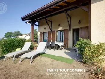 Location Gîte à Saint Christo en Jarez 8 personnes, Rhône Alpes