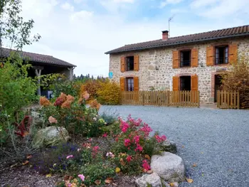 Location Gîte à Les Salles 6 personnes, Rhône Alpes