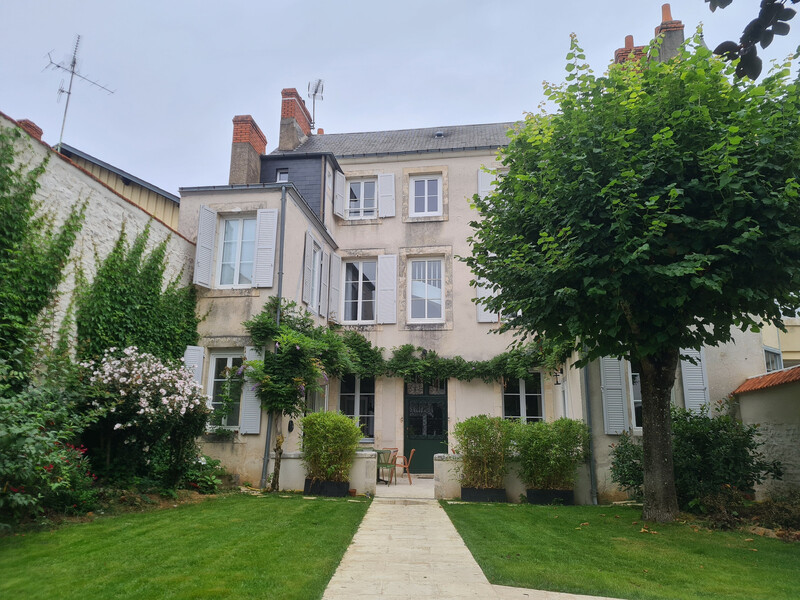 Location Gîte à Châteauroux 15 personnes, Châteauroux