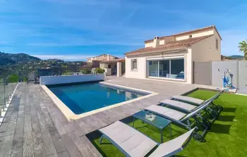 Location Maison à Fréjus 8 personnes