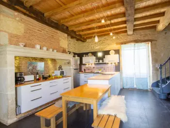 Location Gîte à Saint Pierre de Chignac 11 personnes, Aquitaine