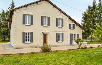 Location Maison à Coutras 15 personnes, Aquitaine