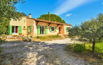 Location Maison à Montignargues 8 personnes