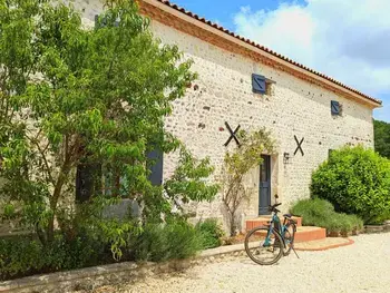 Location Gîte à Montmoreau 8 personnes, Poitou Charentes