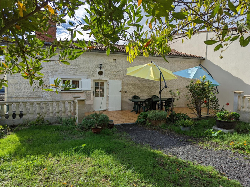 Location Gîte à Barret 8 personnes, Charente