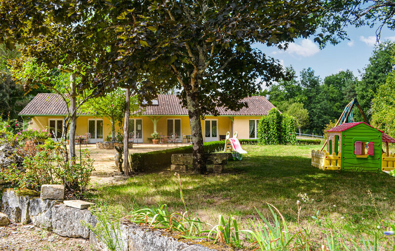 Location Maison à La Douze 12 personnes, Dordogne