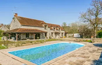 Location Maison à Sceaux du Gâtinais 10 personnes, Loiret