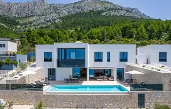 Location Maison à Omis 10 personnes, Povlja