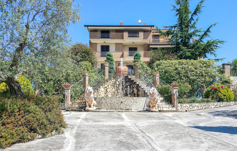 Location Maison à Caiazzo 12 personnes, Campanie