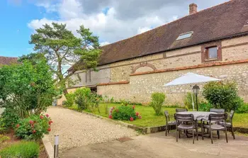 Location Maison à Étigny 8 personnes, Bourgogne