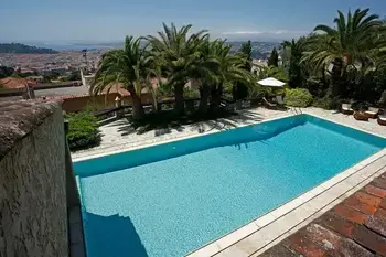 Location Maison à Nice 24 personnes