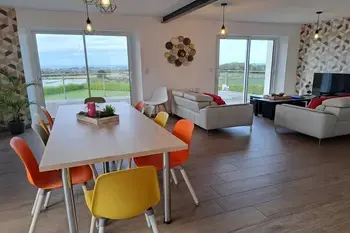 Location Maison à Cléder 10 personnes, Finistère