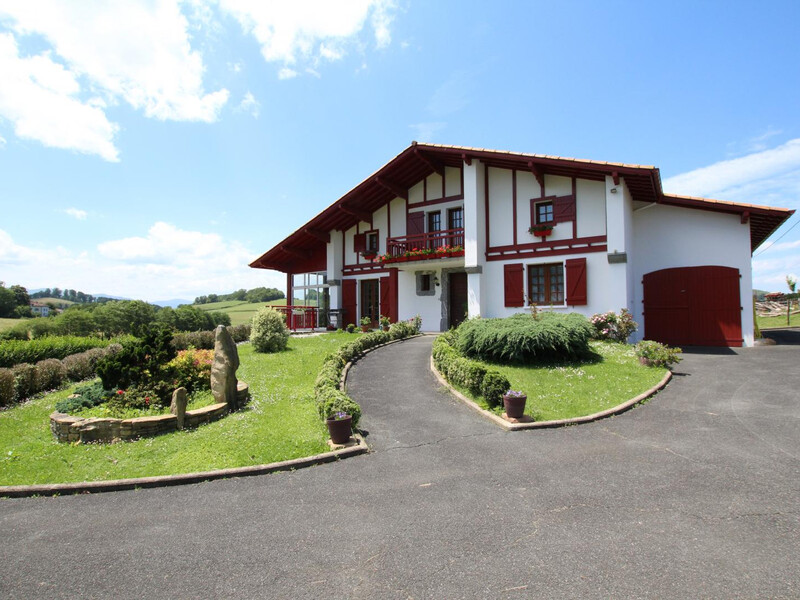 Location Gîte à Ainhice Mongelos 10 personnes, Pyrénées Atlantique