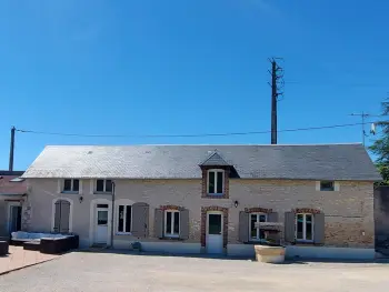 Location Gîte à Moulins sur Yèvre 6 personnes