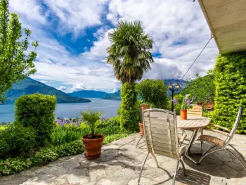 Location Maison à Vercana 14 personnes, Varenna