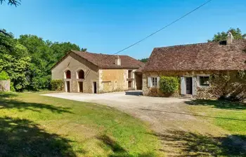 Location Maison à St Georges De Montclar 31 personnes