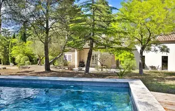 Location Maison à Saint Remy De Provence 10 personnes, Paradou