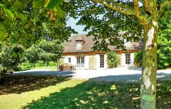 Location Maison à St Georges De Montclard 9 personnes