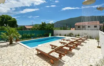 Location Maison à Omis 8 personnes, Povlja