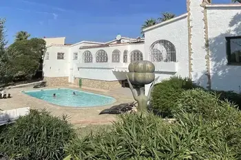 Location Villa à Roses 12 personnes, Llançà