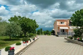 Location Villa à Poličnik 10 personnes, Razanac